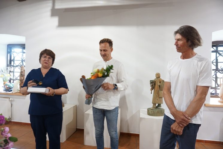 Antanui Vaškiui suteiktas - Platelių garbės piliečio vardas.